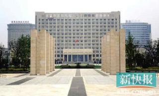 安徽一豪华县府大楼疑害怕举报不敢挂牌-新华网.jpg