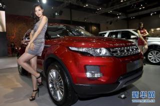 路虎揽胜中国售价是欧美4倍 中国消费者成冤大头.jpg