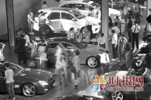 中国车价被指全球最贵 专家称抹黑汽车工业.jpg