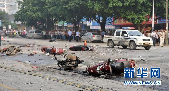 桂林一学校附近发生爆炸：至少2死17伤