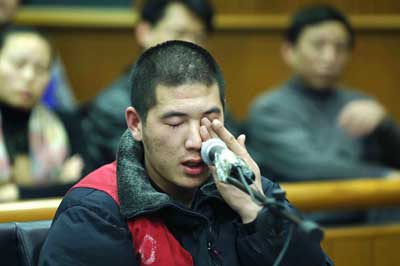 媒体报道夏俊峰案错用照片 评论质疑为博同情